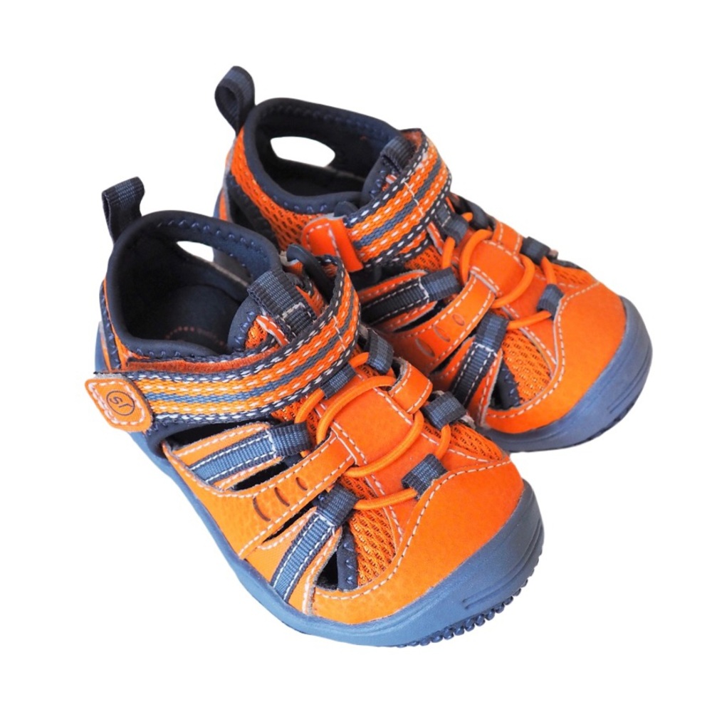 NWOT STRIDE RITE Closed Toed Sandals - Toddler